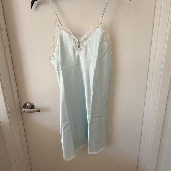 Midnight Carole Hochman for Saks | Baby Blue Lace Slip Dress | Size Large - Picture 1 of 7
